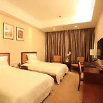 Greentree Inn Shanghai Hongqiao Metro Station Express Hotel